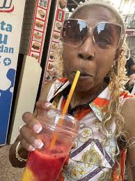 Hi people, I'm planning/thinking about doing a gastric sleeve in turkey.  Because I miss 10kg to get it compensated in the Netherlands. Does anybody  else had this in their country? I'm in