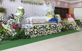 But in the philippines flowers like orchids, hibiscus and anthuriums are considered to be flowers of love, and so are served up as wedding gifts and floral arrangements. Slain Misocc Mayor S Body Arrives In Hometown Philippine News Agency