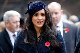 Markle was born and raised in los angeles, california. Royals Herzogin Meghan Baby Archie Reichen Klage Ein Brigitte De