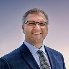 Craig Dicken's Instagram, Twitter & Facebook