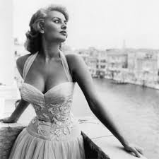 Blog dedicated to the wonderful and beautiful italian beauty. Uber 70 Heisse Bilder Von Sophia Loren Die Sie Unruhig Machen Promi Fotos