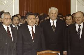 Три дні серпневого путчу 1991 року стали останньою. My Za Salo Vsyo Kupim Pervomu Prezidentu Ukrainy 85 Let V Mire Politika Argumenty I Fakty