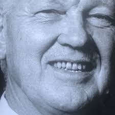 Sir Wynn Hugh-Jones obituary