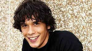 He played drew curtis on home and away in 2006 to 2008. Bob Morley Was 21 When He Joined Home And Away Bob Morley Home And Away Bellamy Blake