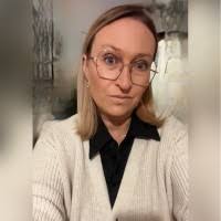 100+ profils pour “Holley”