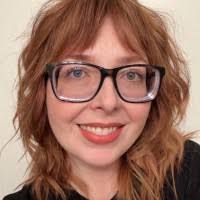 Serena Singleton's Instagram, Twitter & Facebook