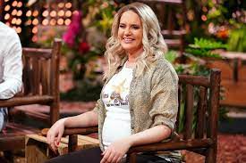 Diese freudige nachricht verkündet das ehemalige model und verrät auch, wann es so weit ist. Sarah Knappik Dringender Aufruf Sie Hat Noch Keine Hebamme Gala De