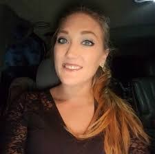 Kristen Pease's Instagram, Twitter & Facebook