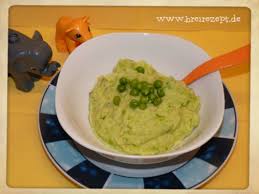 Da babys sehr viel energie brauchen, um gut wachsen und gedeihen zu können, muss die beikost sehr fettreich sein, denn fett ist der ergiebigste energielieferant. Mittagsbrei Rezepte Furs Baby Babybrei Ab Dem 5 Monat