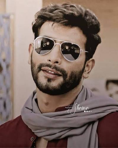 Tujhse - Kaisa laga Malhar Ji ka ye look aapko???? #TujhseHaiRaabta | Facebook