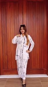 Entdecke rezepte, einrichtungsideen, stilinterpretationen und andere ideen zum ausprobieren. Jual Baju Batik Setelan Jumputan Lengan Panjang Thebatik Co Id