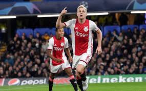 Jquery.ajax( url , settings  )returns: Koeman Tells Barcelona To Make Ajax Star Van De Beek Transfer Priority Football Espana