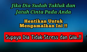 Diurutkan dari sholat hajat 2 atau 4 rakaat, terus baca sholawat 1000 kali, terus baca doa yang dishare mas achykus sebanyak 7 kali…. Amalan Pelet Ampuh Jabat Tangan Reaksi Kontan Kuwaluhan Com