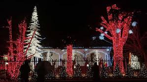 Ma quali sono le ultime novità introdotte. Luci E Spettacolo Casa Di Babbo Natale A Melegnano Quando Apre Orari 7 Dicembre 6 Gennaio 2019