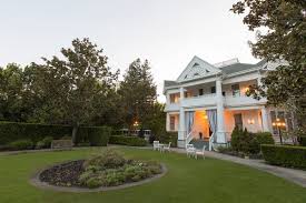Welcome to the napa valley railway inn, where we offer guests unique accommodations perfect for a relaxing trip in the heart of wine country, yountville. White House Inn The Official Napa Valley Inn Boutique Hotel