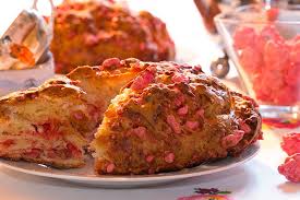 Brioche Brioche Aux Pralines Roses Alimentation Brioche