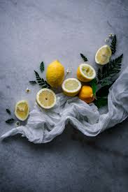 Http Www Carnetsparisiens Com 2018 02 08 Bundt Cake Citron Miel Photographie De Fruit Recettes De Cuisine Stylisme Culinaire