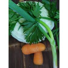 Daun seledri dan daun bawang. Bahan Sayur Sop Isi Kubis Seledri Wortel Daun Bawang Gosend Only Shopee Indonesia