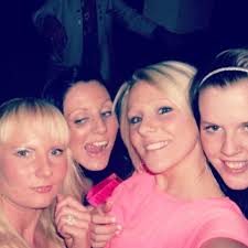 Stacy Hewitt (@www_hewitt)