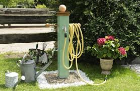 Bau Und Anschluss Einer Wasserzapfsaule Im Garten Mit Dem Marley Kaltwassersystem Projekte Mach Mal Garden Services Garden Projects Pallet Garden