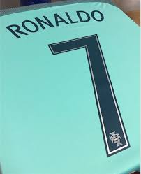 Bekijk hier de samenvatting van de poulewedstrijd tussen portugal en ijsland tijdens euro 2016. Officiele Bedrukking Portugal Euro 2016 Voetbalshi Voetbalshirts Com