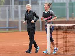 65 top posición de la. The Wisdom Of Jana Novotna Lives On In A Young Czech Player The New York Times