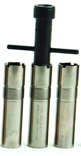 Semi-Automatic Shotguns for Ladies: Comparing 20 and 12 Gauges