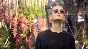 Dior online boutique | discover christian dior fashion and accessories for women and men. H Anna Bissh Me Gyalia Hlioy Christian Dior Optical Fashion Gr