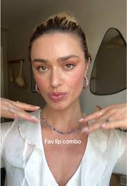 Sisi Rose Pillow Talk