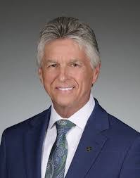 Leigh Hurley's Instagram, Twitter & Facebook