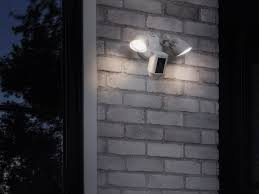 Ring Floodlight Cam Lets You See Who S Prowling Your Property Techlicious