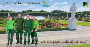 Schau dir unsere auswahl an latzhose damen an, um die tollsten einzigartigen oder spezialgefertigten handgemachten stücke aus unseren shops für kleidung für frauen zu finden. Galabaukleider Ims Workwear