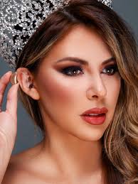 Texas pageant queen with hearing loss shares message of resilience