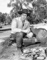 Cheyenne The Greater Glory Season Five 5 15 61 Cheyenne Clint Walker Actor Clint Walker Cowboy Pictures