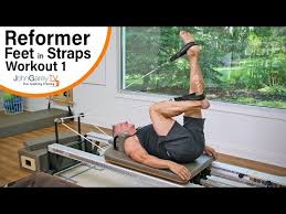 Beginner Pilates Reformer Feet In Straps Workout Pilatesworkoutroutine Beginner Pilat En 2020 Pilates Pour Debutants Reformer Pilates Videos D Entrainement De Pilates