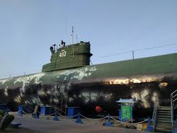 Yakni beberapa kapal selam buatan pt pal indonesia (persero), salah satunya kri alugoro 209. Monumen Kapal Selam Surabaya Warisan Senjata Maritim Terbesar Asia