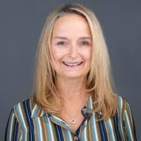 Laura Waddle's Instagram, Twitter & Facebook