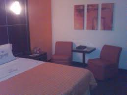 Moteleros de Guadalajara: MOTEL MIRAGE