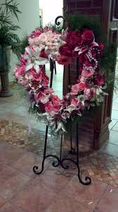 Pin By Dawn Oliver On Floral Arrangements Funeral Flower Arrangements Funeral Flowers Funeral Floral