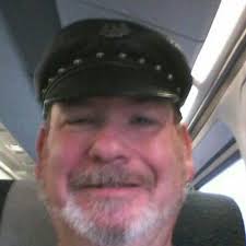 Floyd Zwiers's Instagram, Twitter & Facebook