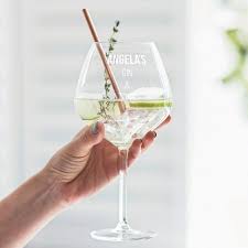 Commissionlink Present Ideas Diy More Birthday Candle Interior Gadget Electronics Birthday Christ Geschenkideen Freundin Gin Und Tonic Geschenke