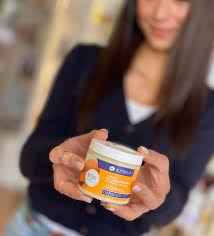 · aggiungete l'aceto, il miele e l'olio. Impacco Capelli Idratante All Uovo Alkemilla