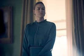 Serena joy is neither serene nor joyful. The Handmaid S Tale Stars On Serena S Big Move In Season 3 Premiere Ew Com