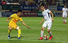 Truy cập trang web để xem bóng đá hoàn toàn miễn phí với chất lượng hd đầy đủ tất cả các giải bóng đá như: Lá»‹ch Trá»±c Tiáº¿p Bong Ä'a Tv Hom Nay 12 4 Hagl Vs Nam Ä'á»‹nh Tin Bong Ä'a 360