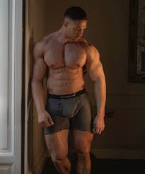 thumbs.pro : muscleonly4u:Alessandro Cavagnola 🇮🇹