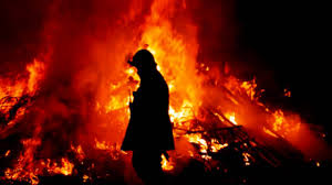 Resultado de imagen de FAHRENHEIT FUEGO