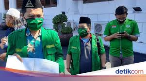 Dituding fitnah nu, gp ansor bakal laporkan gus nur & refly harun. Ansor Surabaya Laporkan Akun Facebook Penghina Kiai