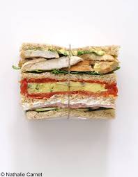 Sandwichs A Etages Tartinez C Est L Ete Elle A Table Sandwich Idee Repas Rapide Petit Dejeuner Sale