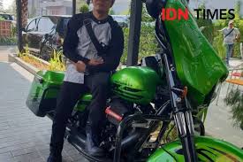 Maybe you would like to learn more about one of these? Ustadz Gaul Evie Effendi Gugat Cerai Istrinya