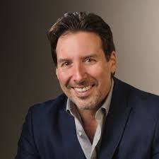 Darin Daniels's Instagram, Twitter & Facebook